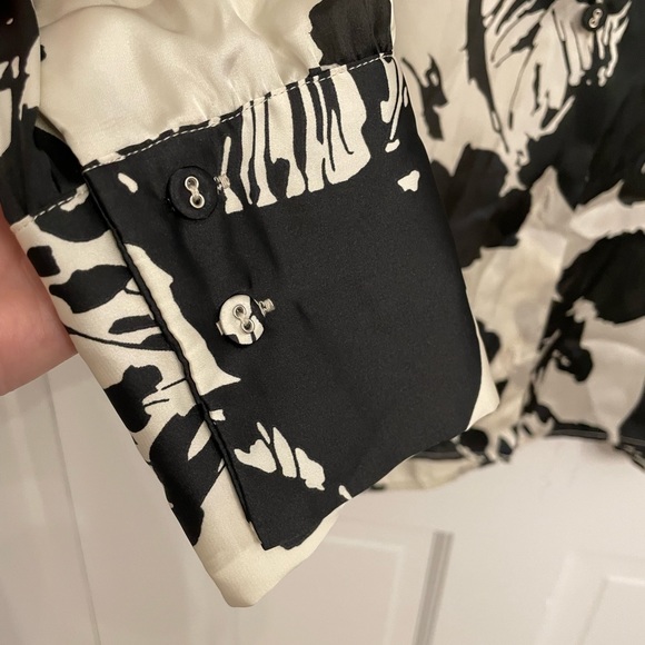 Zara Floral Button Up - Picture 4 of 5